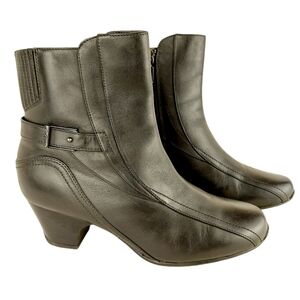 COLLÈGE black leather heeled boots Aqua Protect Size 8 M